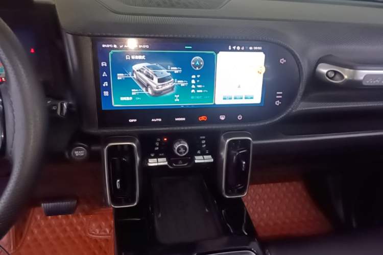 Used Haval DARGO 2021 2.0T DCT All-Wheel-Drive "Hao Tian Quan" Edition Audio And AC Panel