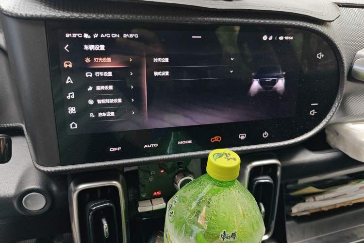 Used Haval DARGO 2021 2.0T DCT Two-Wheel Drive Chinese Mastiff Edition Audio And AC Panel