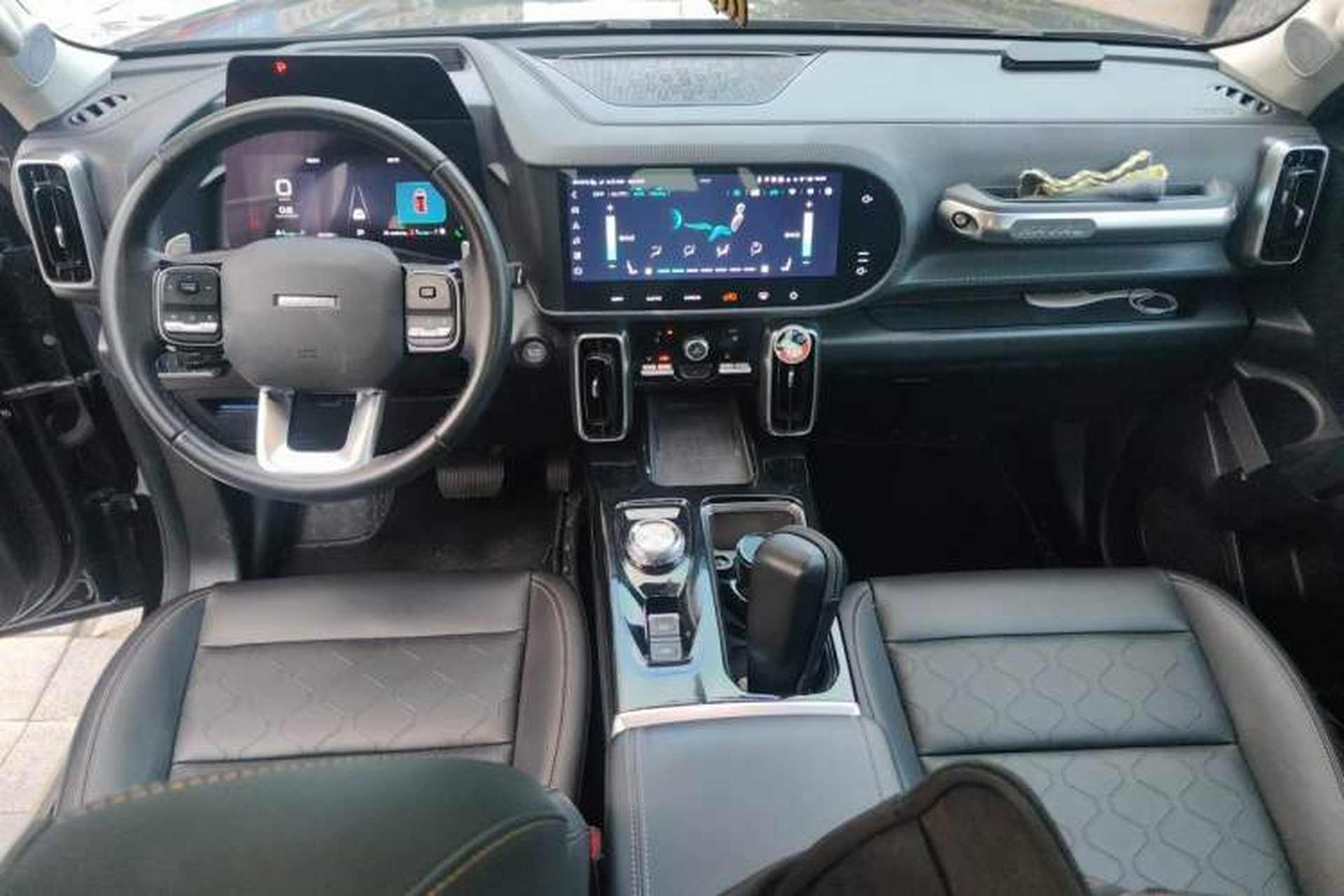 Used Haval DARGO 2021 1.5T DCT Two-Wheel Drive "Mǎquǎn" Edition Center Console