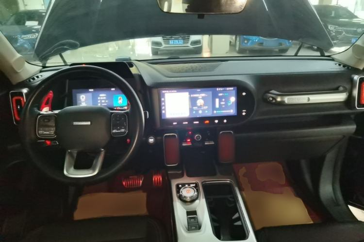 Used Haval DARGO 2021 1.5T DCT Two-Wheel Drive Labrador Edition Center Console