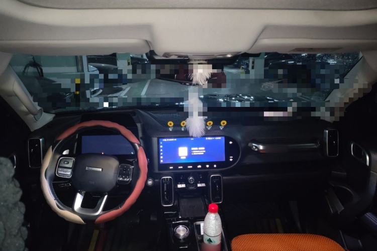 Used Haval DARGO 2021 Revised Version 1.5T DCT Two-Wheel Drive "Mǎquǎn" Edition Center Console