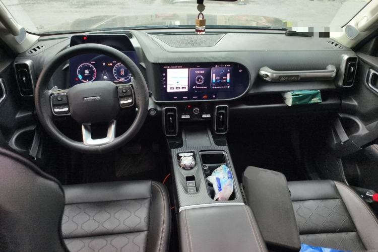 Used Haval DARGO 2021 1.5T DCT Two-Wheel Drive Border Collie - Wangcai Edition Center Console