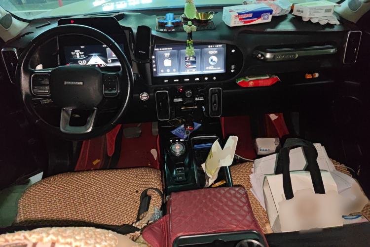 Used Haval DARGO 2021 1.5T DCT Two-Wheel Drive "Mǎquǎn" Edition Center Console