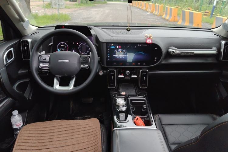 Used Haval DARGO 2021 1.5T DCT Two-Wheel Drive Border Collie - Wangcai Edition Center Console
