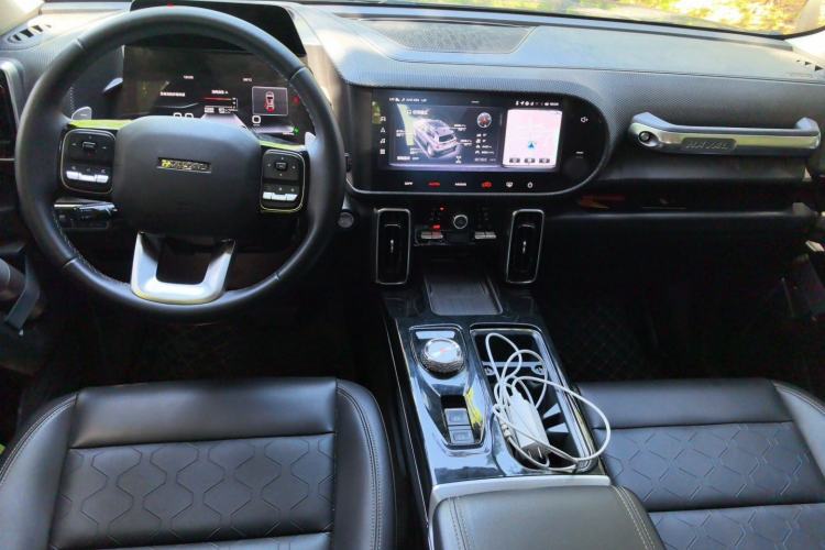 Used Haval DARGO 2021 2.0T DCT 4x4 Chinese Rural Dog Edition Center Console