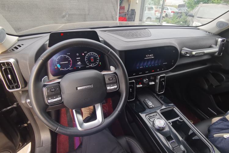 Used Haval DARGO 2021 1.5T DCT Two-Wheel Drive "Wangcai" Edition Center Console