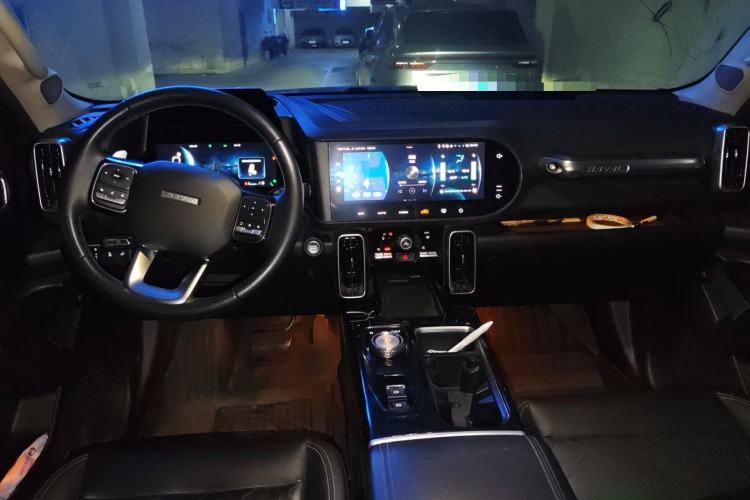 Used Haval DARGO 2021 1.5T DCT Two-Wheel Drive "Wangcai" Edition Center Console