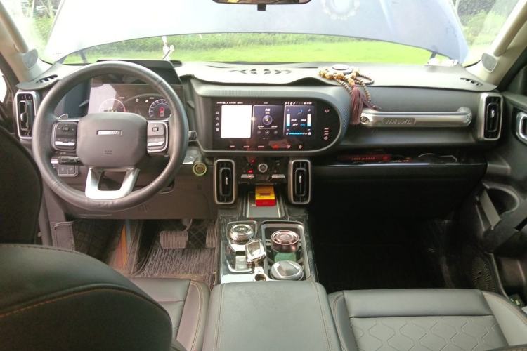 Used Haval DARGO 2021 1.5T DCT Two-Wheel Drive Border Collie Edition Center Console