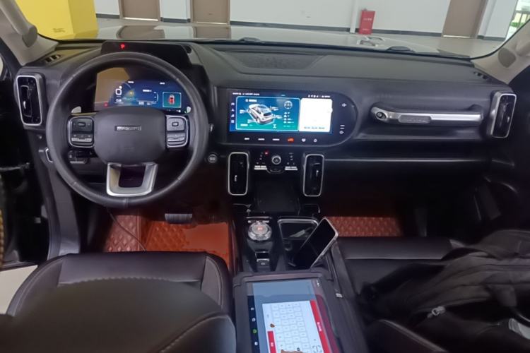 Used Haval DARGO 2021 2.0T DCT All-Wheel-Drive "Hao Tian Quan" Edition Center Console
