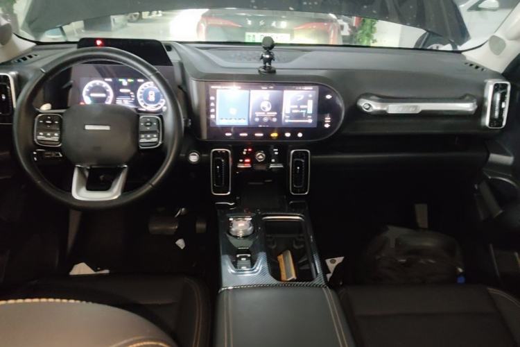 Used Haval DARGO 2021 1.5T DCT Two-Wheel Drive Border Collie Edition Center Console