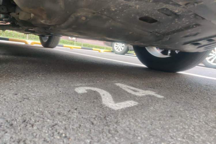 Used Haval DARGO 2021 2.0T DCT Two-Wheel Drive Chinese Mastiff Edition Chassis Front Right