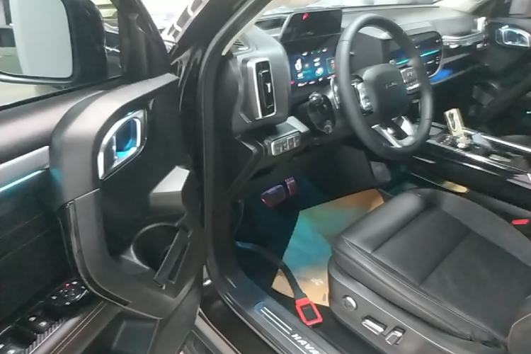 Used Haval DARGO 2021 1.5T DCT Two-Wheel Drive "Mǎquǎn" Edition Driver Seat
