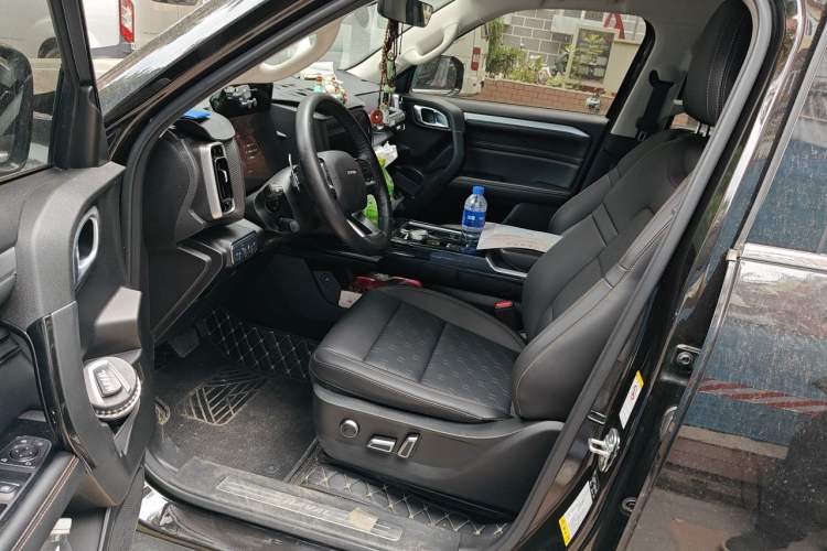Used Haval DARGO 2021 2.0T DCT Two-Wheel Drive Chinese Mastiff Edition Driver Seat