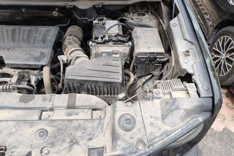 Used Haval DARGO 2021 1.5T DCT Two-Wheel Drive "Mǎquǎn" Edition Engine Bay Left