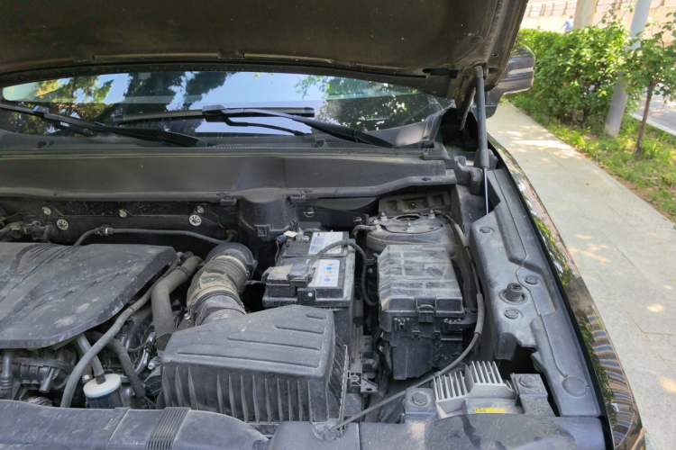 Used Haval DARGO 2021 2.0T DCT 4x4 Chinese Rural Dog Edition Engine Bay Left