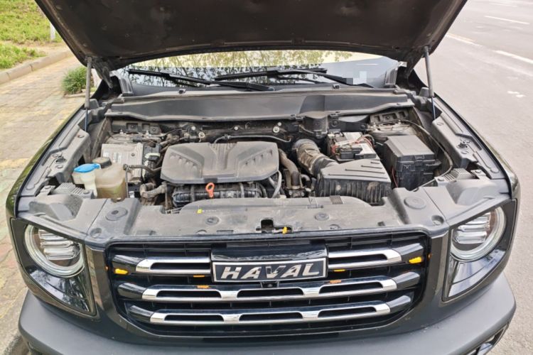 Used Haval DARGO 2021 2.0T DCT 4x4 Chinese Rural Dog Edition Engine Bay