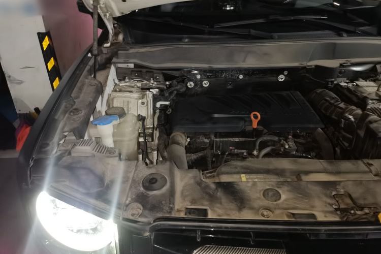 Used Haval DARGO 2021 1.5T DCT Two-Wheel Drive Husky Edition Engine Bay Right