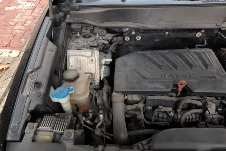 Used Haval DARGO 2021 1.5T DCT Two-Wheel Drive "Mǎquǎn" Edition Engine Bay Right