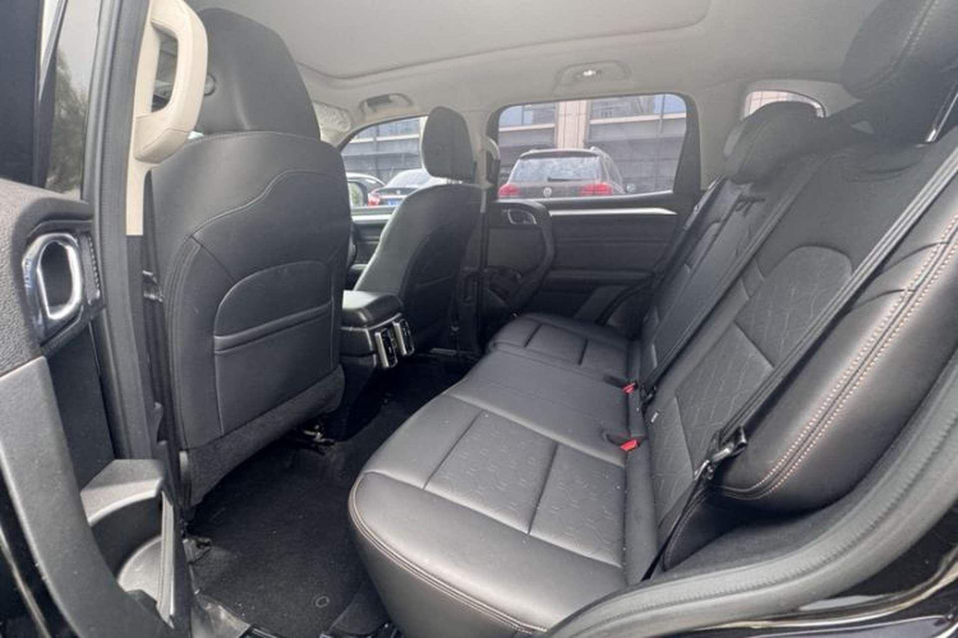 Used Haval DARGO 2021 2.0T DCT 4x4 Chinese Rural Dog Edition Exterior 3
