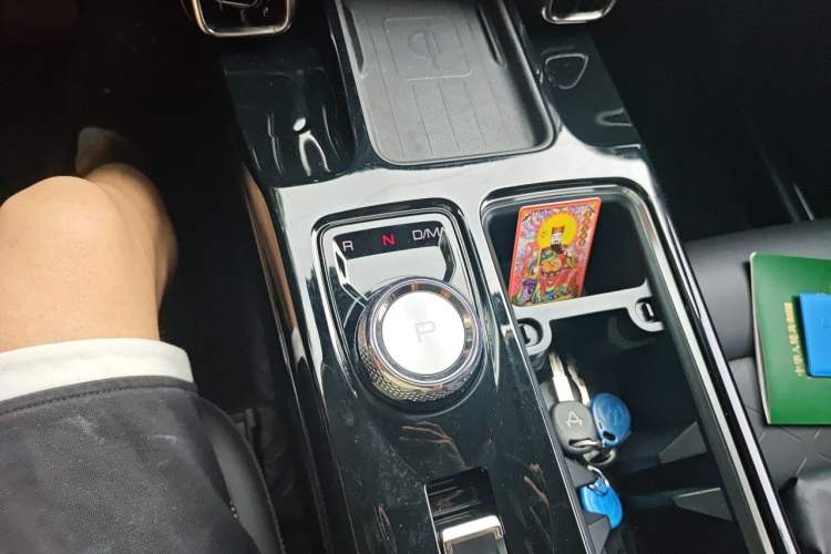 Used Haval DARGO 2021 1.5T DCT Two-Wheel Drive "Mǎquǎn" Edition Gear Lever