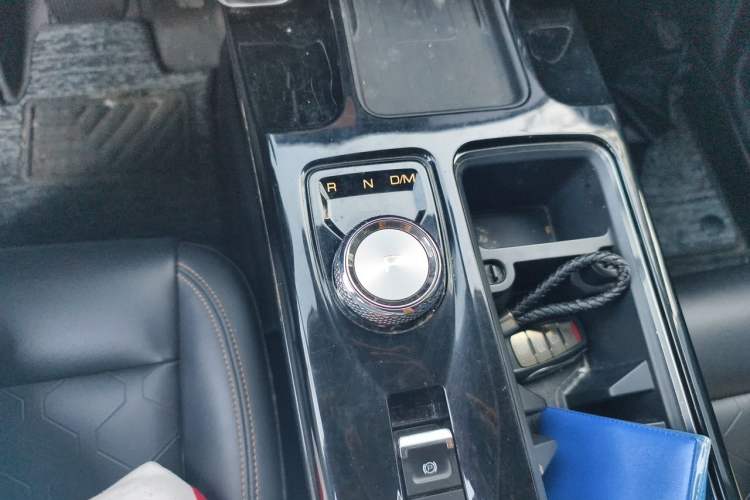 Used Haval DARGO 2021 1.5T DCT Two-Wheel Drive Border Collie - Wangcai Edition Gear Lever