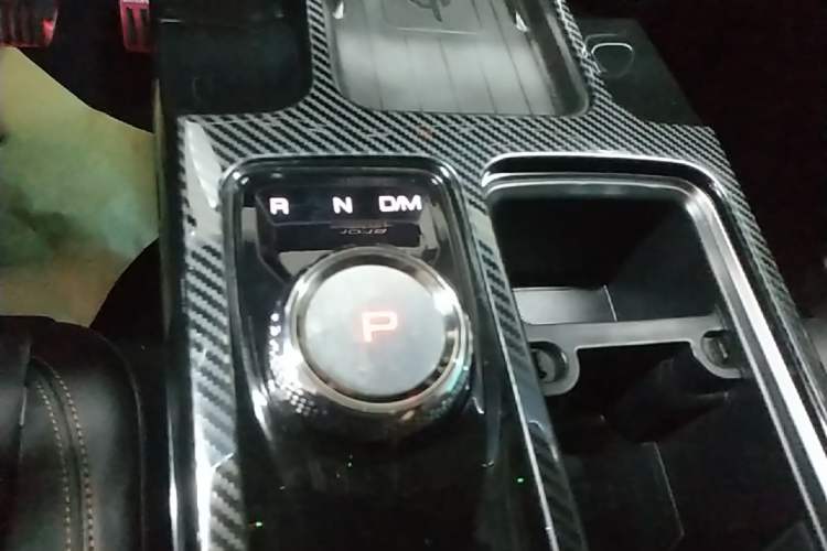 Used Haval DARGO 2021 1.5T DCT Two-Wheel Drive "Mǎquǎn" Edition Gear Lever