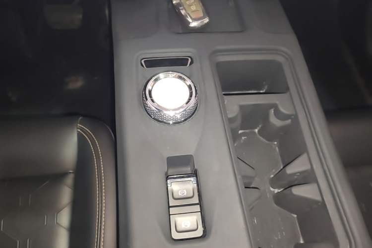 Used Haval DARGO 2021 1.5T DCT Two-Wheel Drive Border Collie Edition Gear Lever