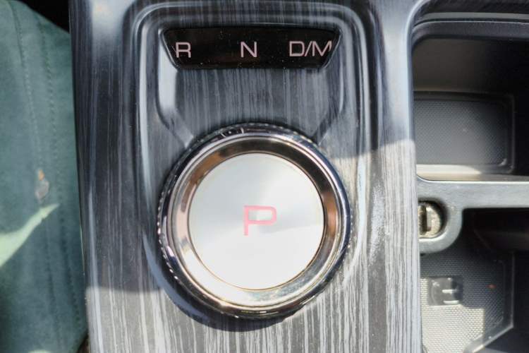 Used Haval DARGO 2021 1.5T DCT Two-Wheel Drive "Mǎquǎn" Edition Gear Lever
