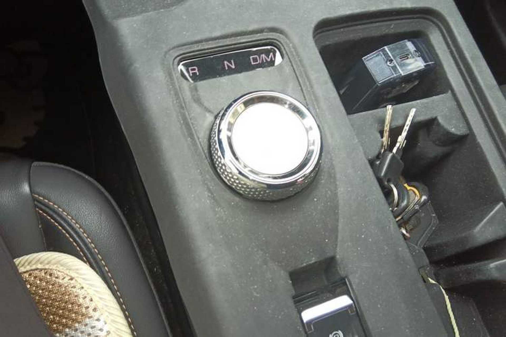 Used Haval DARGO 2021 2.0T DCT 4x4 Chinese Rural Dog Edition Gear Lever