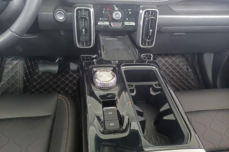 Used Haval DARGO 2021 1.5T DCT Two-Wheel Drive Border Collie Edition Gear Lever