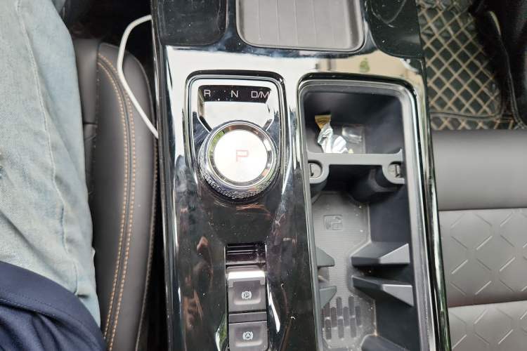 Used Haval DARGO 2021 1.5T DCT Two-Wheel Drive Border Collie Edition Gear Lever
