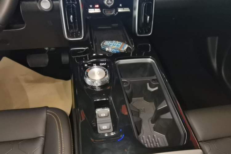 Used Haval DARGO 2021 1.5T DCT Two-Wheel Drive Border Collie Edition Gear Lever