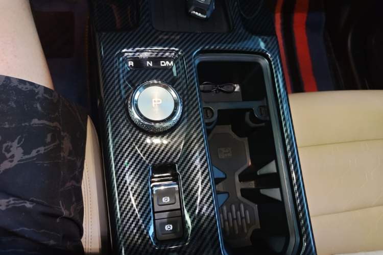 Used Haval DARGO 2021 1.5T DCT Two-Wheel Drive "Wangcai" Edition Gear Lever