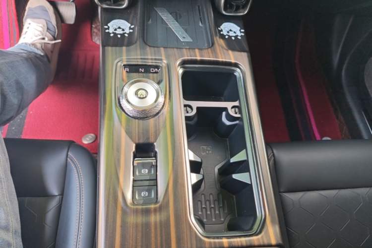 Used Haval DARGO 2021 1.5T DCT Two-Wheel Drive "Mǎquǎn" Edition Gear Lever