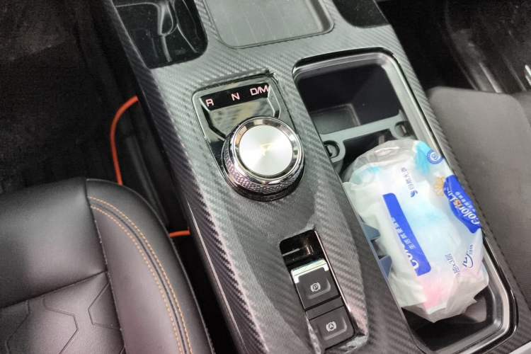 Used Haval DARGO 2021 1.5T DCT Two-Wheel Drive Border Collie - Wangcai Edition Gear Lever