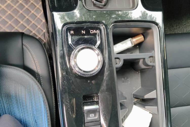 Used Haval DARGO 2021 Revised Version 1.5T DCT Two-Wheel Drive "Mǎquǎn" Edition Gear Lever