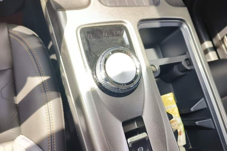 Used Haval DARGO 2021 1.5T DCT Two-Wheel Drive Labrador Edition Gear Lever