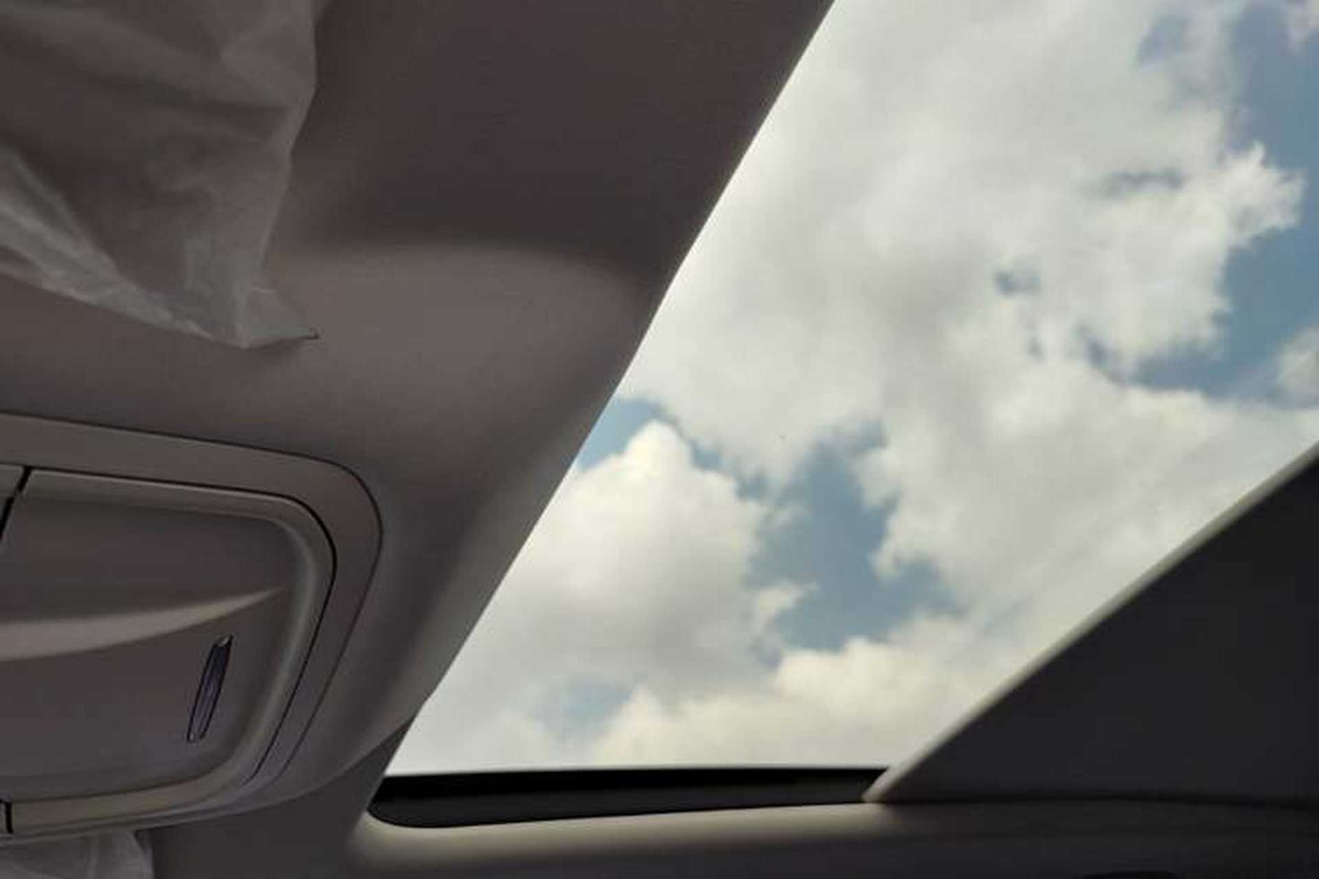 Used Haval DARGO 2021 2.0T DCT 4x4 Chinese Rural Dog Edition Headliner