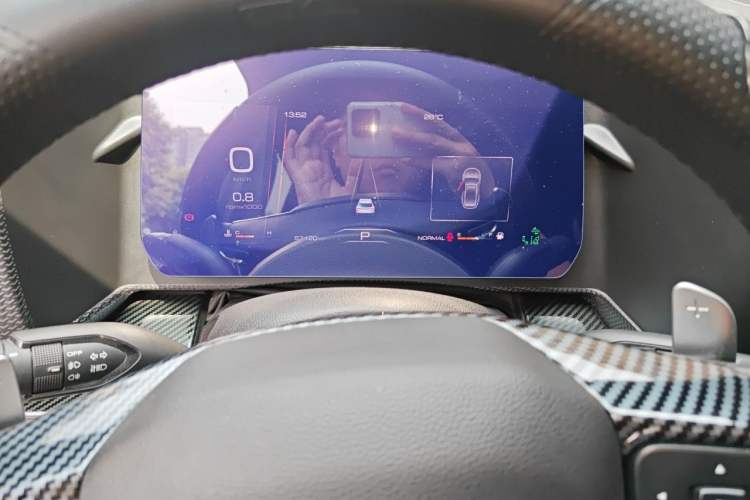 Used Haval DARGO 2021 1.5T DCT Two-Wheel Drive "Wangcai" Edition Instrument Cluster