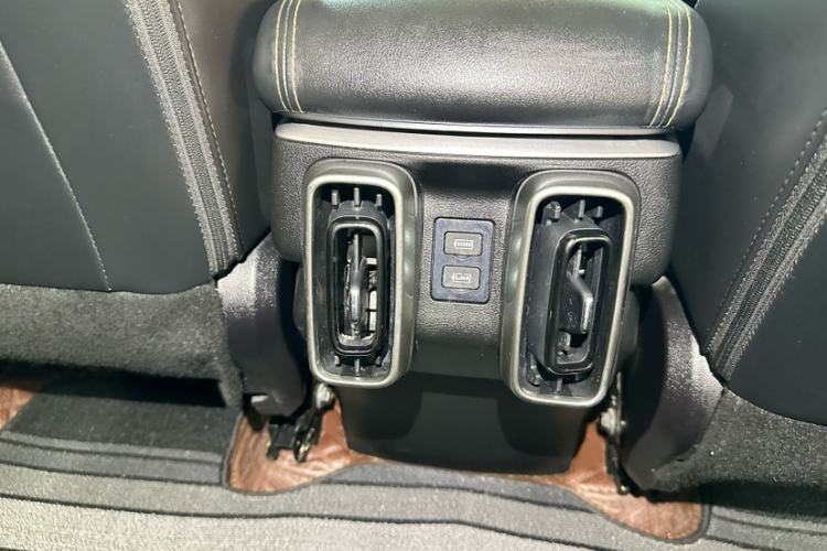 Used Haval DARGO 2021 1.5T DCT Two-Wheel Drive Labrador Edition Interior 15