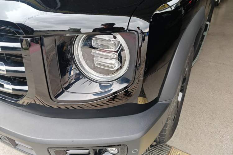 Used Haval DARGO 2021 Revised Version 2.0T DCT Four-Wheel Drive "Hao Tian Que" Edition Left Front Headlight