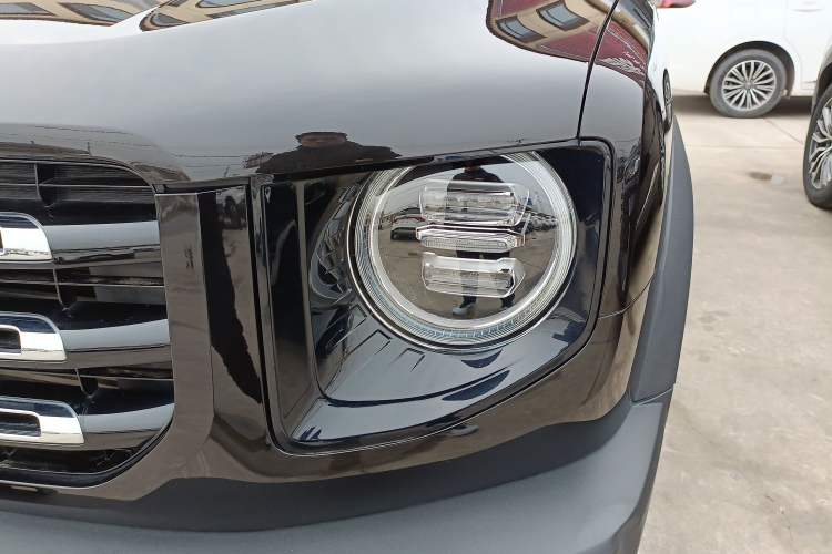 Used Haval DARGO 2021 1.5T DCT Two-Wheel Drive Border Collie - Wangcai Edition Left Front Headlight