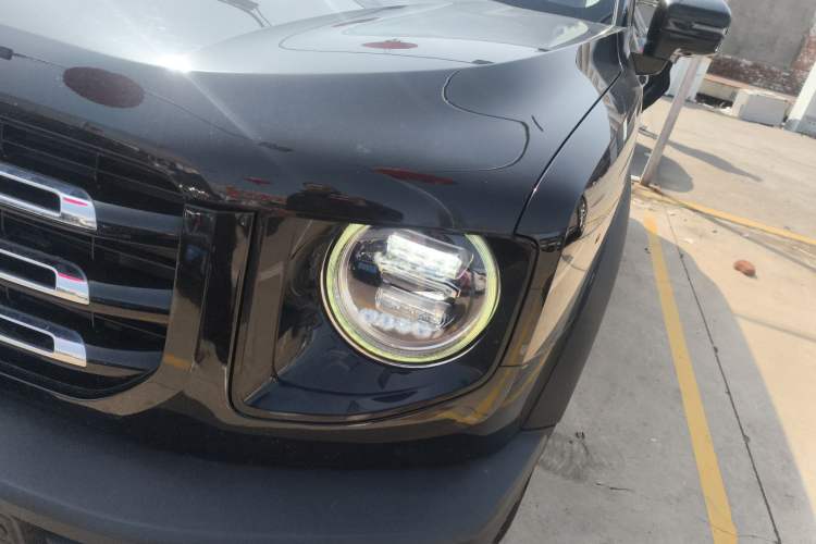 Used Haval DARGO 2021 Revised Version 1.5T DCT Two-Wheel Drive "Mǎquǎn" Edition Left Front Headlight
