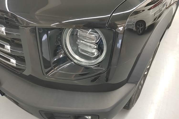 Used Haval DARGO 2021 1.5T DCT Two-Wheel Drive Border Collie Edition Left Front Headlight