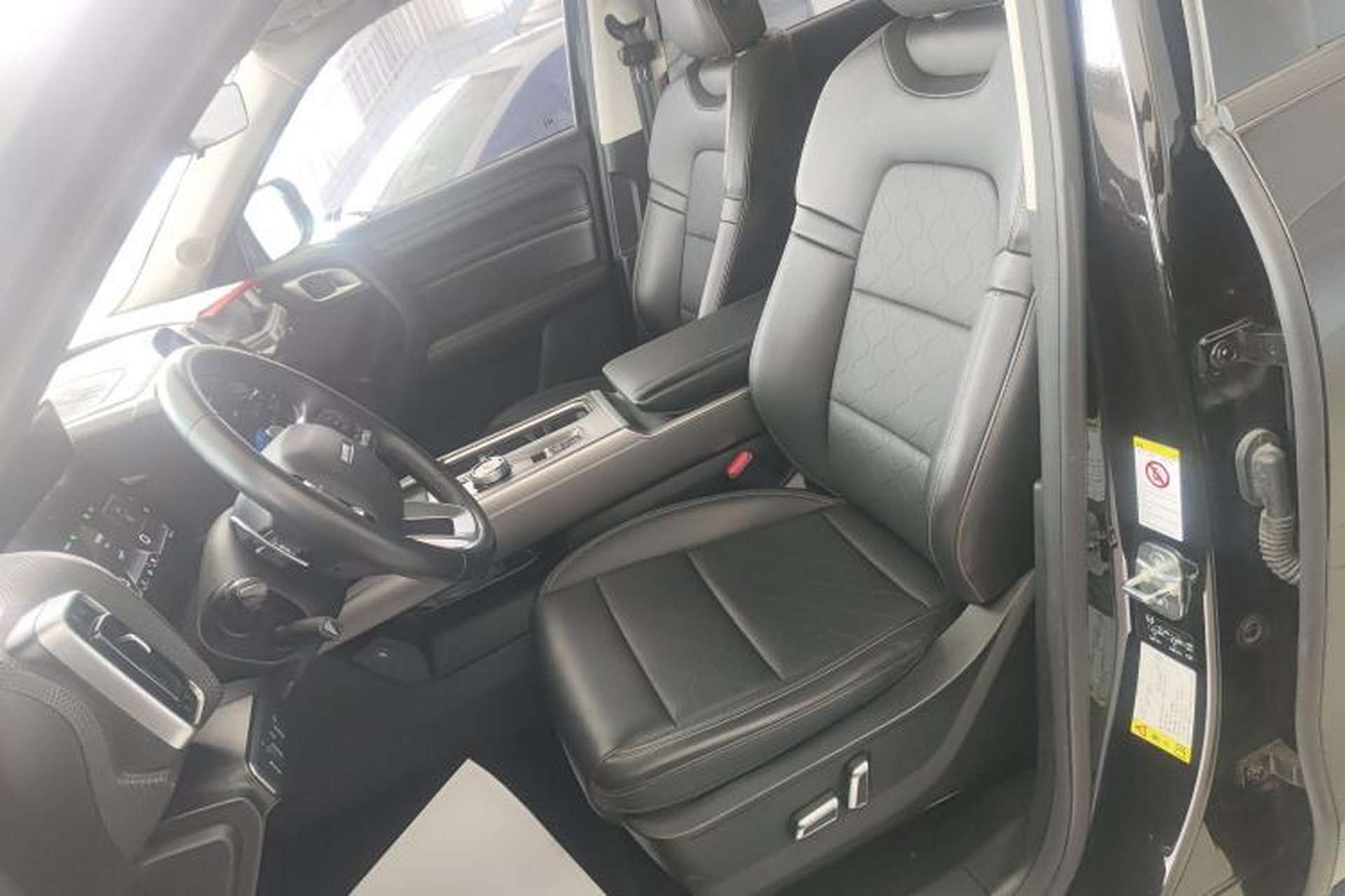 Used Haval DARGO 2021 1.5T DCT Two-Wheel Drive Labrador Edition Left Front Seat