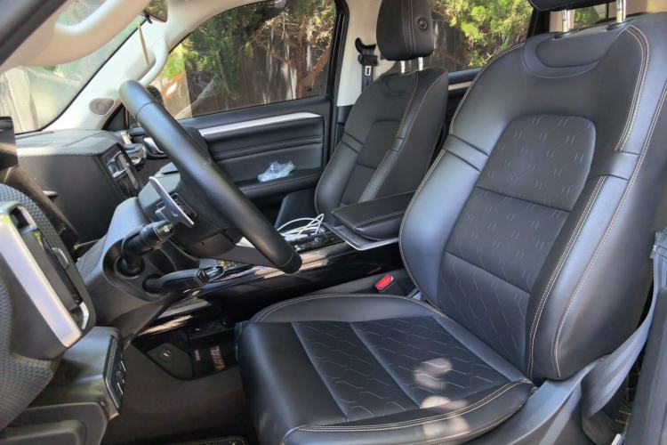 Used Haval DARGO 2021 2.0T DCT 4x4 Chinese Rural Dog Edition Left Front Seat
