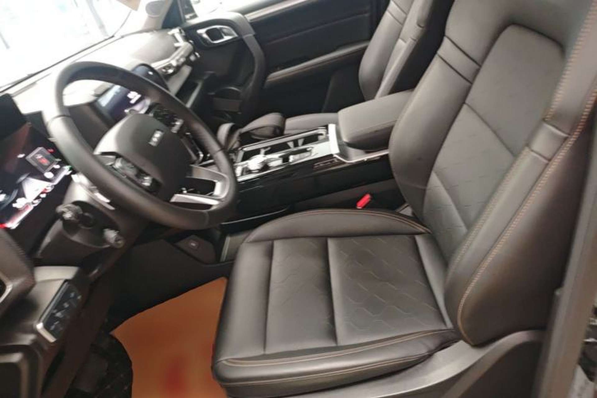 Used Haval DARGO 2021 1.5T DCT Two-Wheel Drive "Mǎquǎn" Edition Left Front Seat