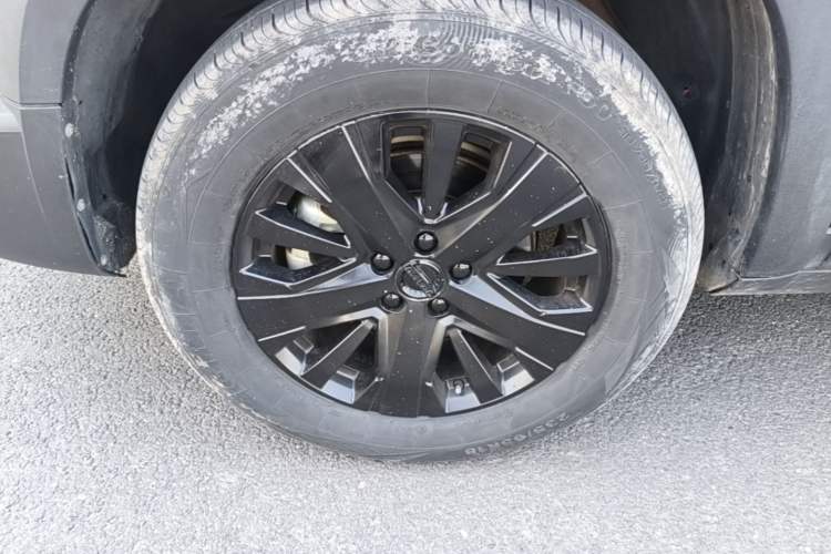 Used Haval DARGO 2021 1.5T DCT Two-Wheel Drive Labrador Edition Left Front Wheel Hub