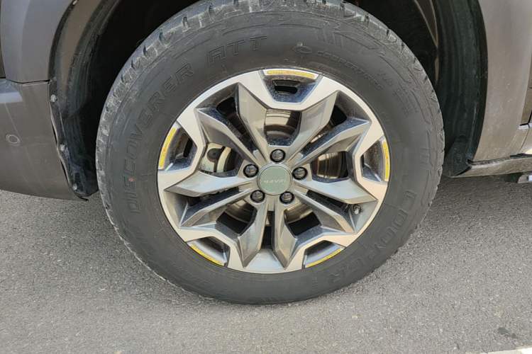 Used Haval DARGO 2021 2.0T DCT All-Wheel-Drive "Hao Tian Quan" Edition Left Front Wheel Hub