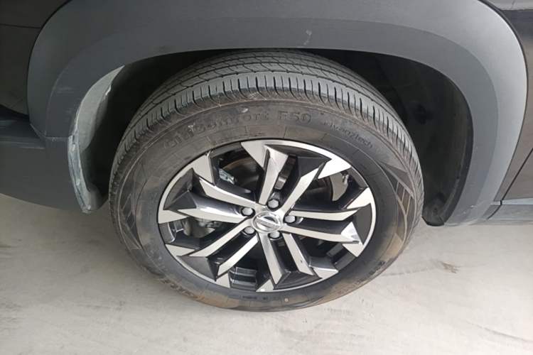 Used Haval DARGO 2021 1.5T DCT Two-Wheel Drive Border Collie Edition Left Front Wheel Hub
